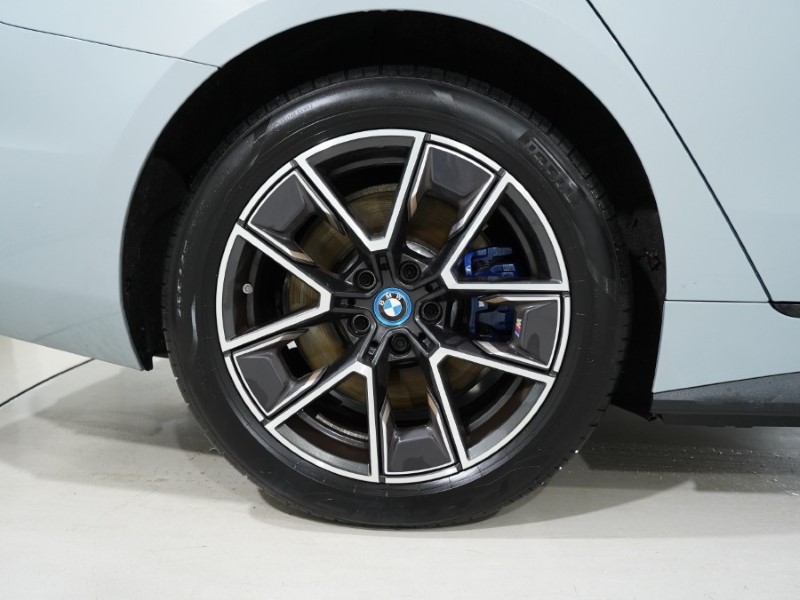 Used BMW i4 2024 for sale - 76981635: Photo 46