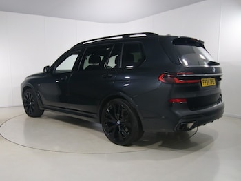 Used BMW X7 2024 for sale - 79124348: Photo