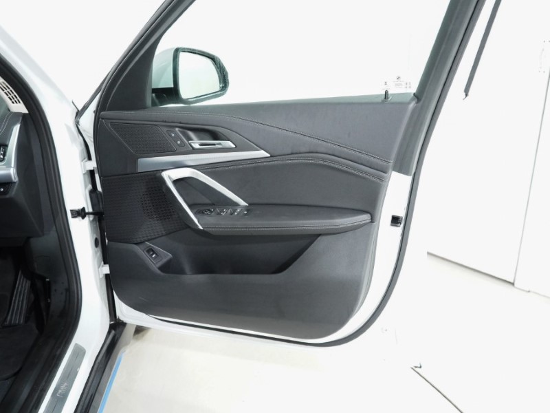 Used BMW iX1 2023 for sale - 77339556: Photo 44