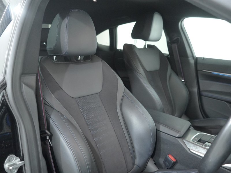 Used BMW i4 2022 for sale - 77274359: Photo 11