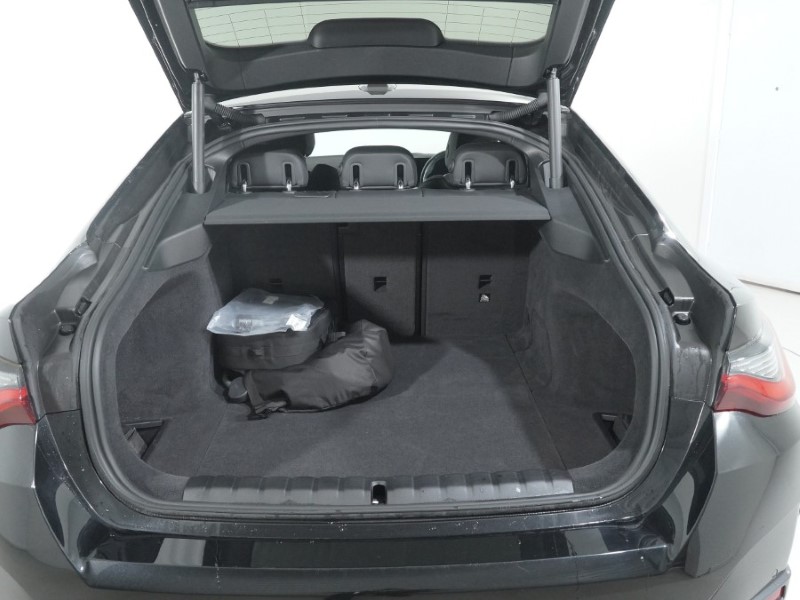 Used BMW i4 2022 for sale - 77274359: Photo 13