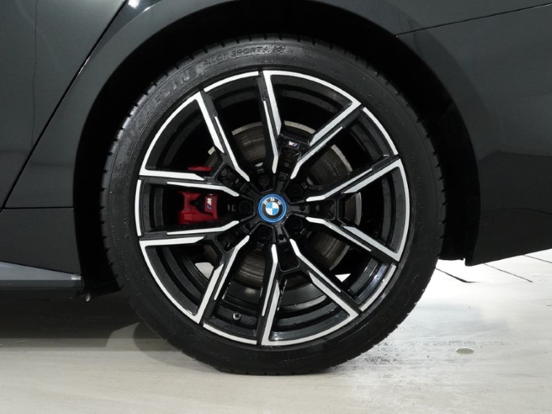 Used BMW i4 2022 for sale - 77274359: Photo 43