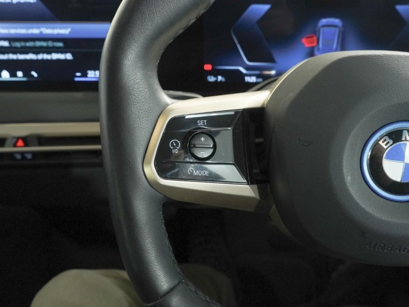 Used BMW iX 2024 for sale - 78190466: Photo 17