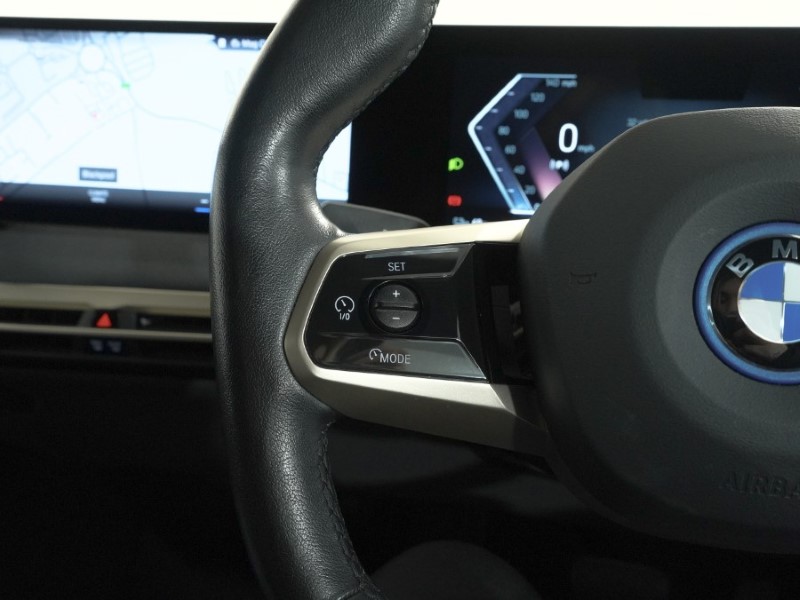 Used BMW iX 2022 for sale - 78014723: Photo 17