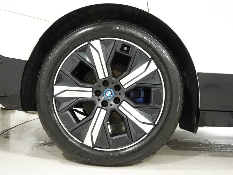 Used BMW iX 2022 for sale - 78011169: Photo 13