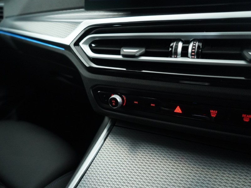 Used BMW 3 Series 2024 for sale - 77069049: Photo 30