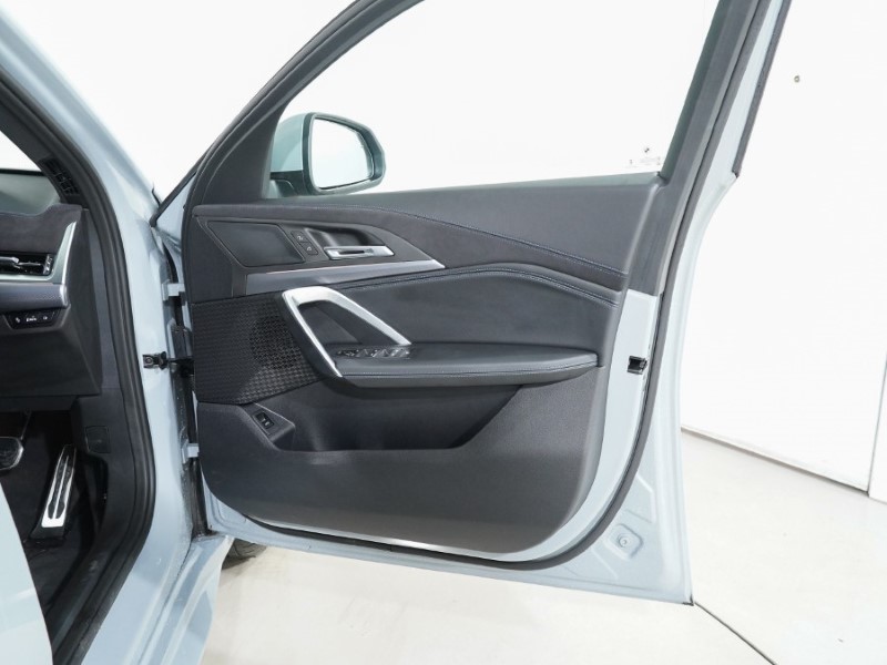 Used BMW iX2 2025 for sale - 76981106: Photo 40