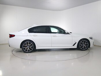 Used BMW 5 Series 2022 for sale - 76981260: Photo