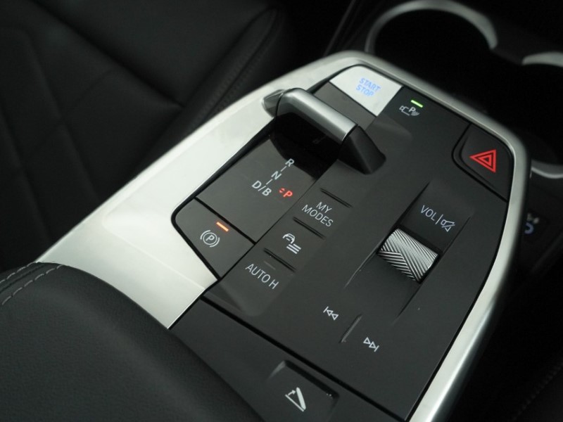 Used BMW iX1 2024 for sale - 78199118: Photo 25