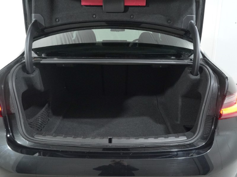 Used BMW 3 Series 2024 for sale - 77326438: Photo 13