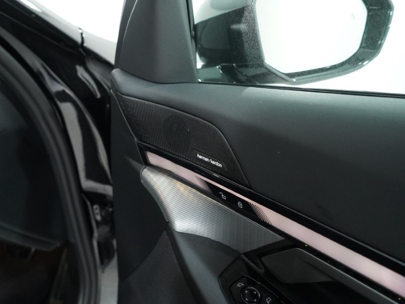 Used BMW 5 Series 2025 for sale - 76982462: Photo 25