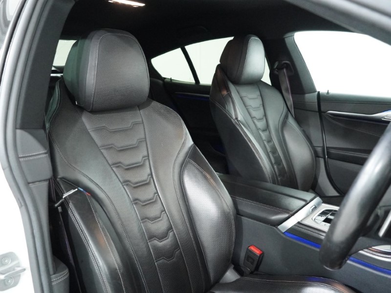 Used BMW 8 Series 2020 for sale - 77519389: Photo 11