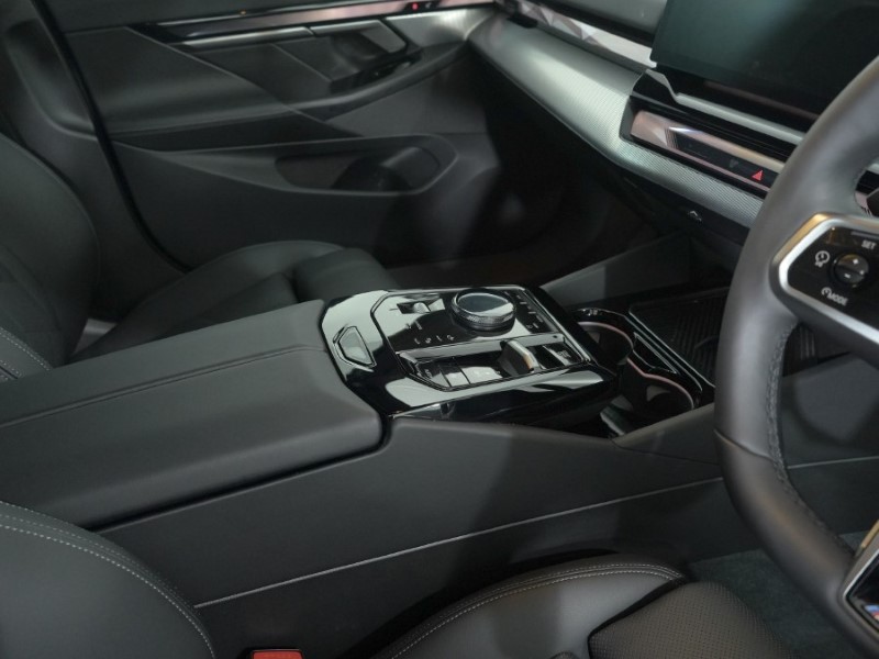 Used BMW 5 Series 2025 for sale - 77435224: Photo 10