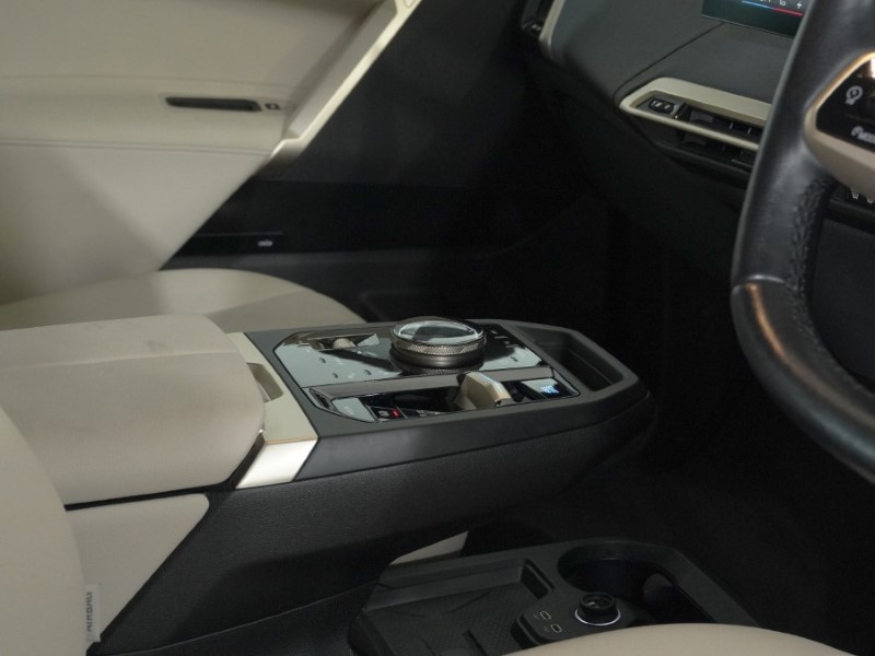 Used BMW iX 2023 for sale - 77403547: Photo 10