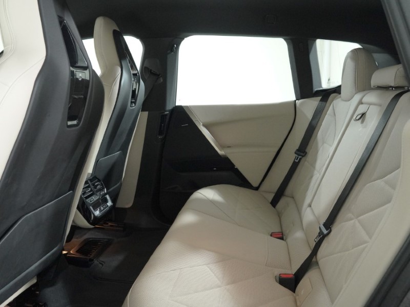 Used BMW iX 2023 for sale - 77403547: Photo 12