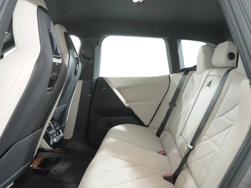 Used BMW iX 2024 for sale - 77877718: Photo 12