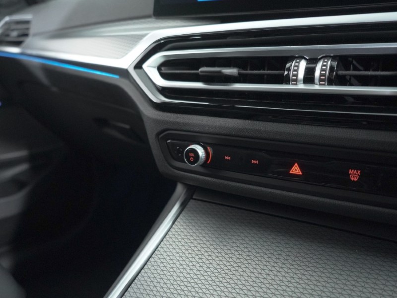 Used BMW 3 Series 2023 for sale - 77930973: Photo 38