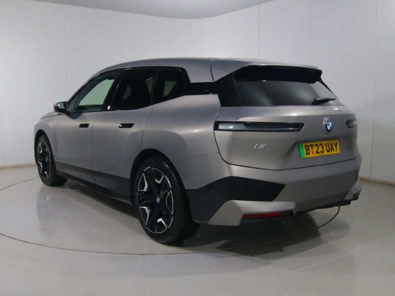 Used BMW iX 2023 for sale - 77602072: Photo 2