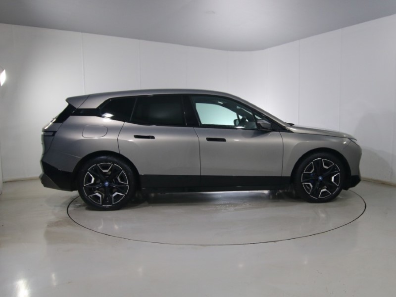 Used BMW iX 2023 for sale - 77602072: Photo 3