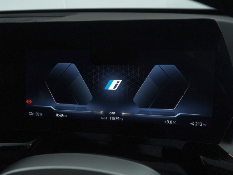 Used BMW iX1 2023 for sale - 77001343: Photo 9