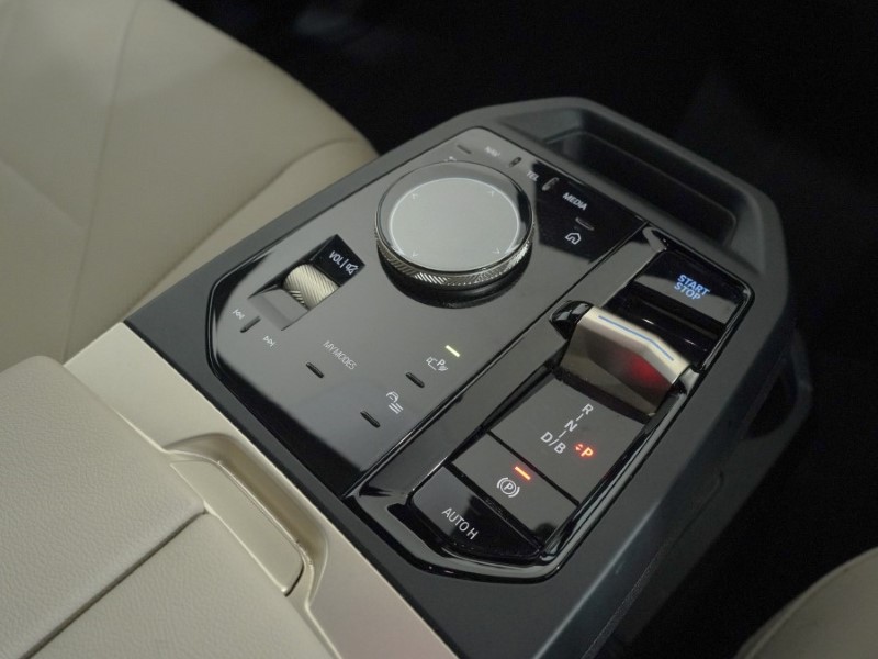 Used BMW iX 2023 for sale - 77607109: Photo 36