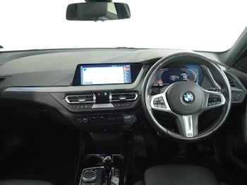 Used BMW 1 Series 2023 for sale - 78025633: Photo