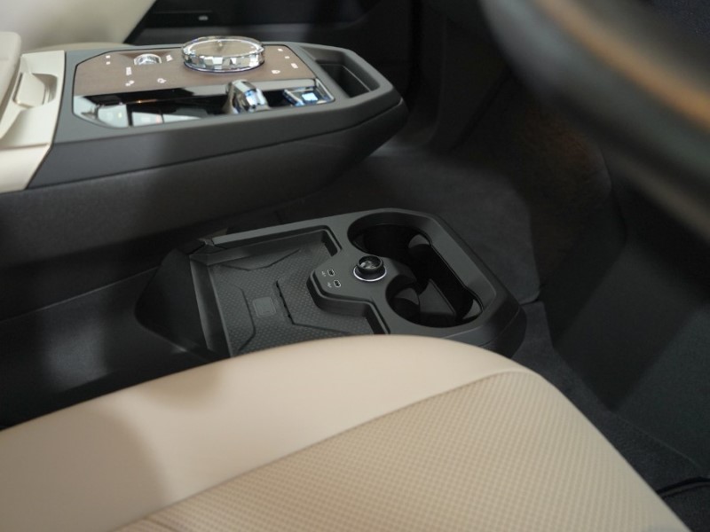 Used BMW iX 2023 for sale - 76981082: Photo 24