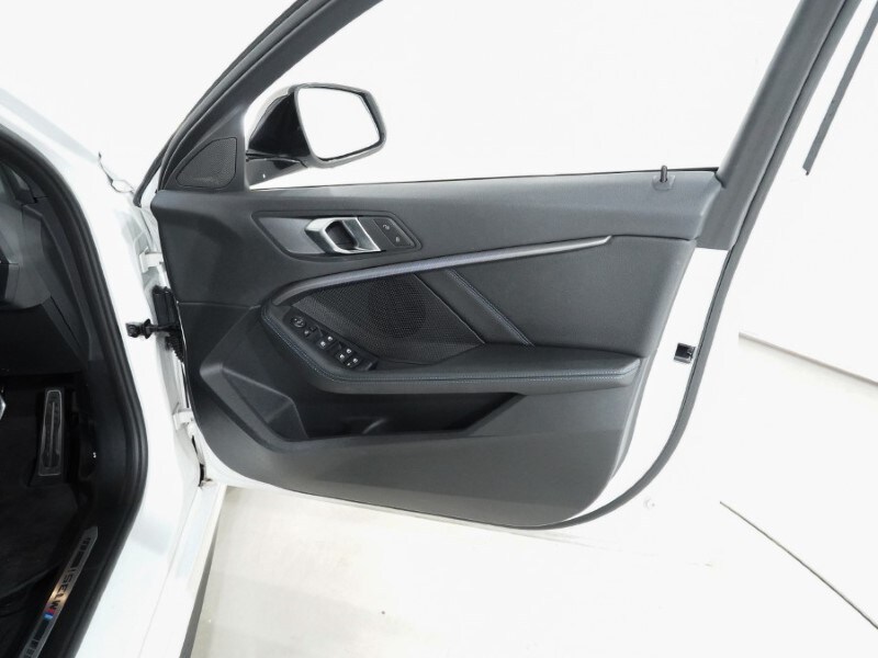 Used BMW 1 Series 2024 for sale - 77903439: Photo 43