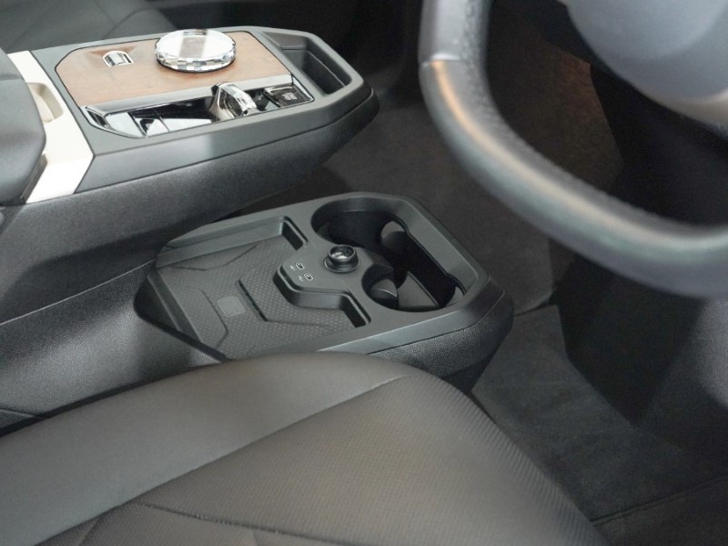 Used BMW iX 2023 for sale - 77519391: Photo 17