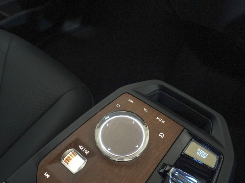 Used BMW iX 2023 for sale - 77519391: Photo 31