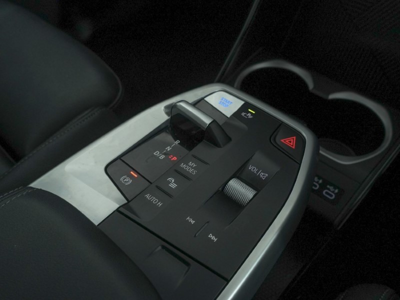 Used BMW iX1 2023 for sale - 76982233: Photo 10