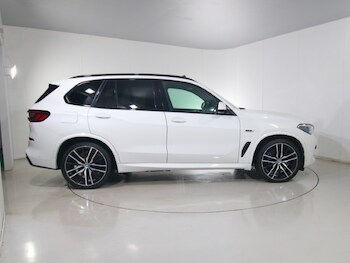 Used BMW X5 2021 for sale - 76982367: Photo