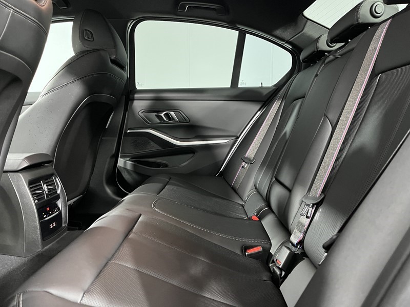 Used BMW 3 Series 2025 for sale - 77528259: Photo 37