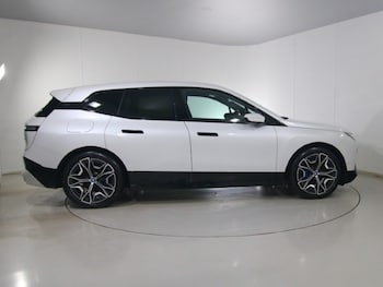Used BMW iX 2023 for sale - 77653272: Photo