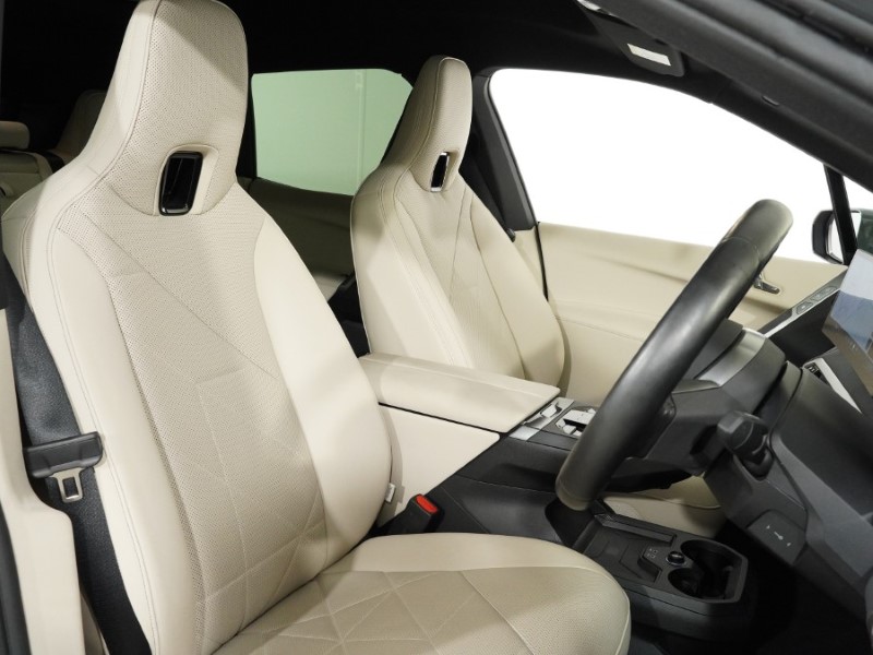 Used BMW iX 2025 for sale - 78081255: Photo 11