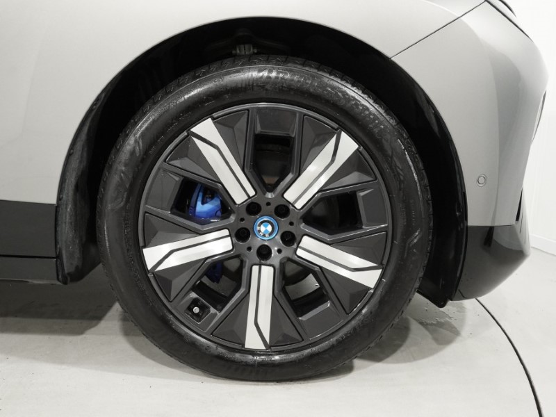 Used BMW iX 2025 for sale - 78081255: Photo 14