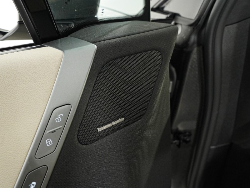 Used BMW iX 2025 for sale - 78081255: Photo 24