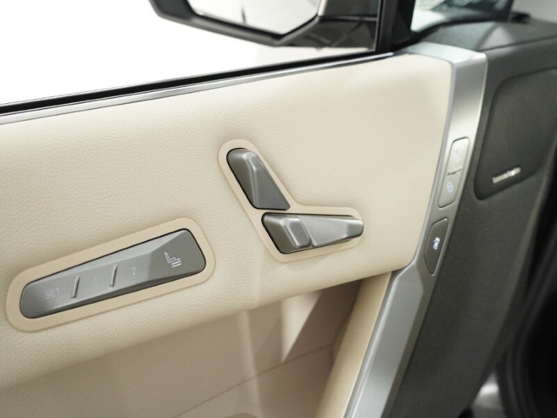 Used BMW iX 2025 for sale - 78081255: Photo 38