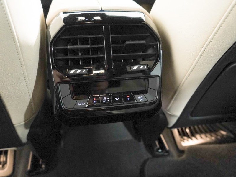 Used BMW iX 2024 for sale - 78199154: Photo 38