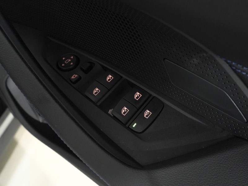 Used BMW i4 2025 for sale - 78081264: Photo 31