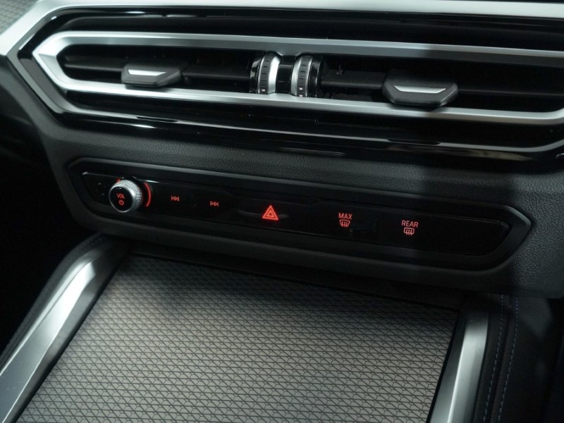 Used BMW i4 2022 for sale - 77069029: Photo 43