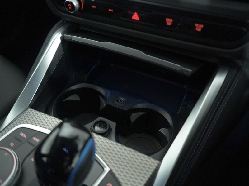 Used BMW i4 2022 for sale - 77069029: Photo 44