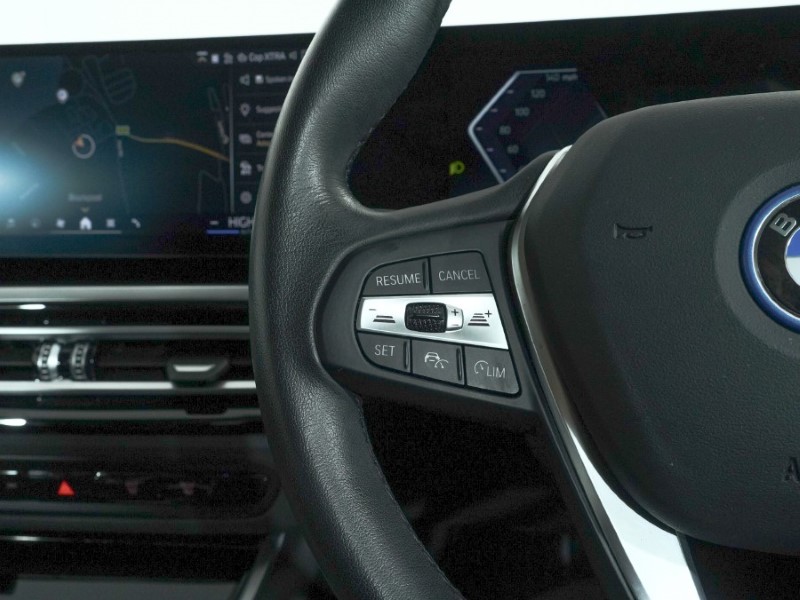 Used BMW i4 2023 for sale - 76982178: Photo 22