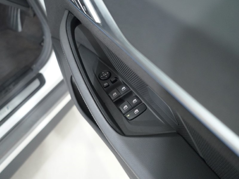 Used BMW i4 2023 for sale - 76982178: Photo 42