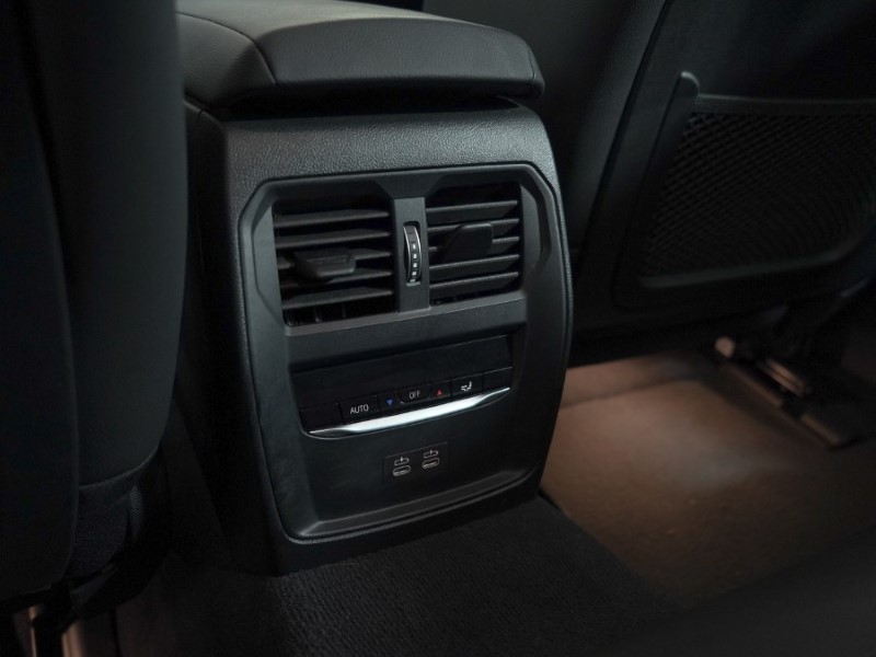 Used BMW i4 2023 for sale - 76982178: Photo 45