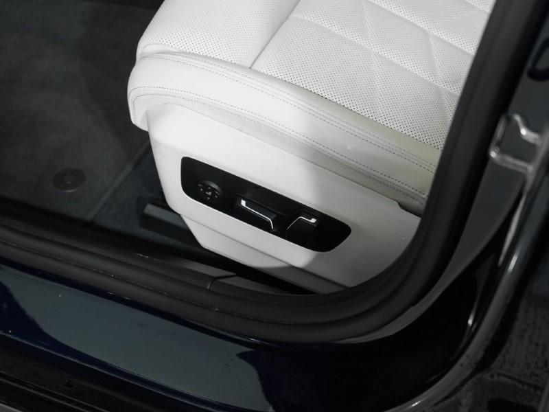 Used BMW 5 Series 2024 for sale - 76981450: Photo 21