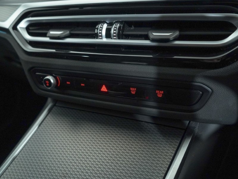 Used BMW 3 Series 2023 for sale - 77339553: Photo 29