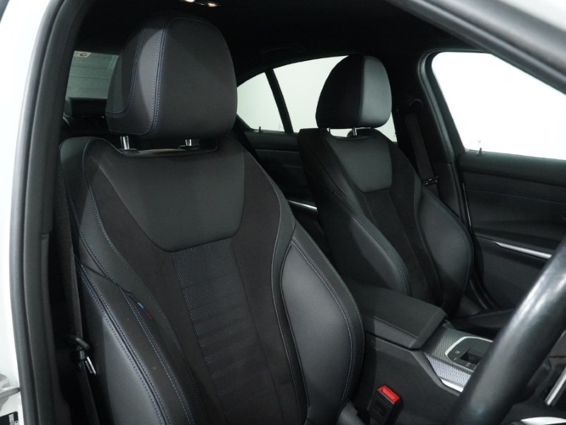 Used BMW 3 Series 2023 for sale - 77778668: Photo 11