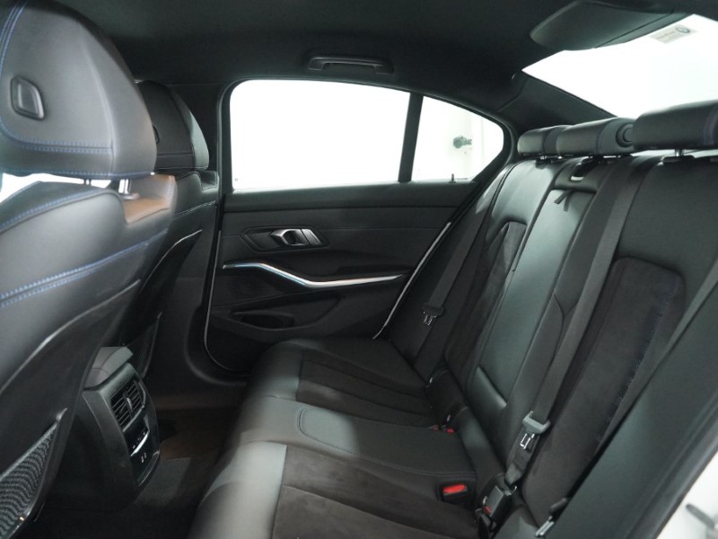 Used BMW 3 Series 2023 for sale - 77778668: Photo 12