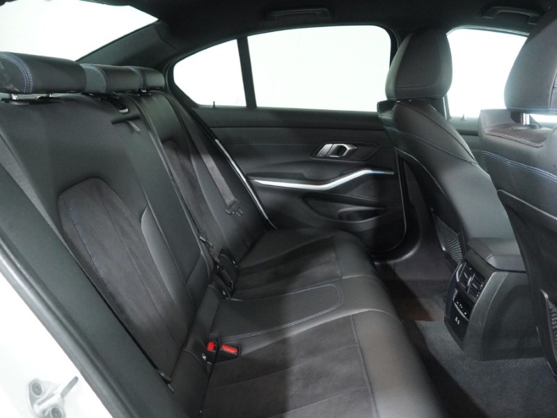 Used BMW 3 Series 2023 for sale - 77778668: Photo 33